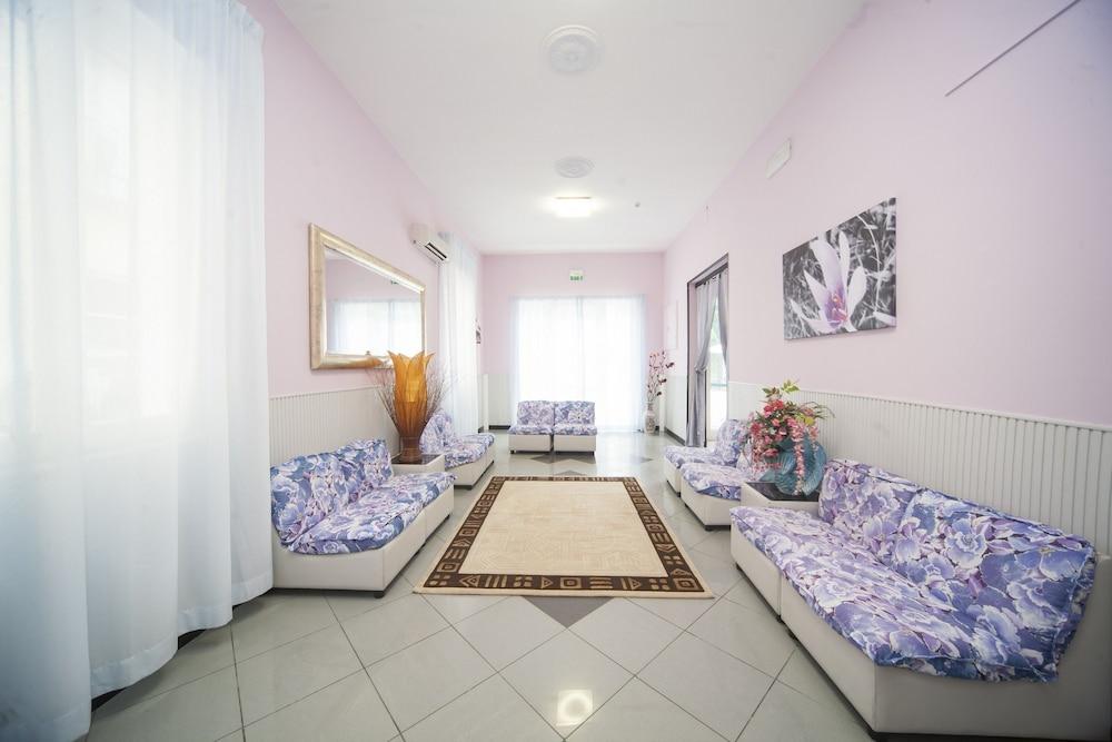 Hotel Eliseo Rimini Buitenkant foto