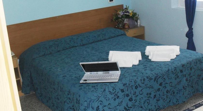Hotel Eliseo Rimini Buitenkant foto